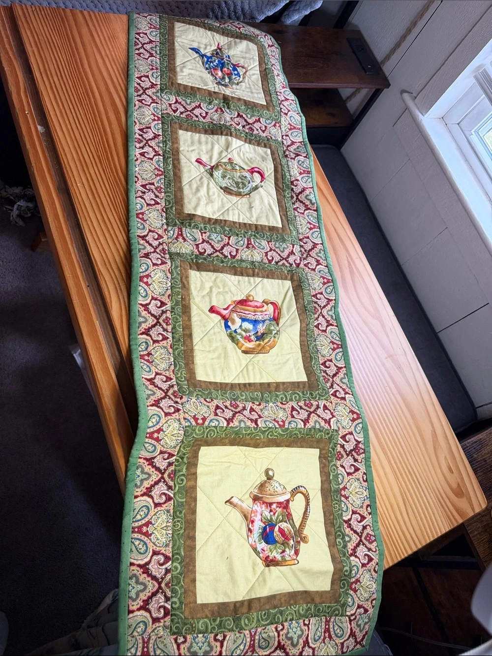 Handmade Quilted Teapot Table Runner Vintage Kitchen Cottagecore Green Red